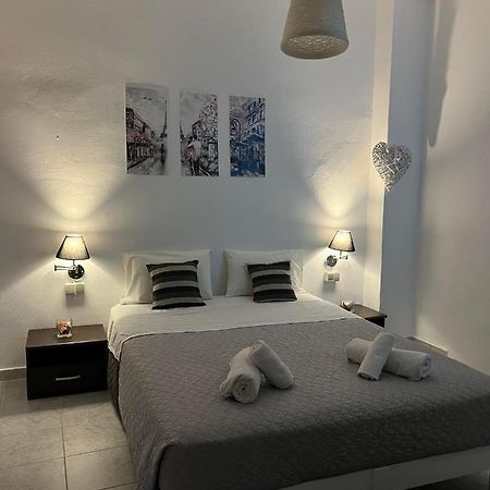 Zolfo Antico Beach Apartment Perissa Esterno foto