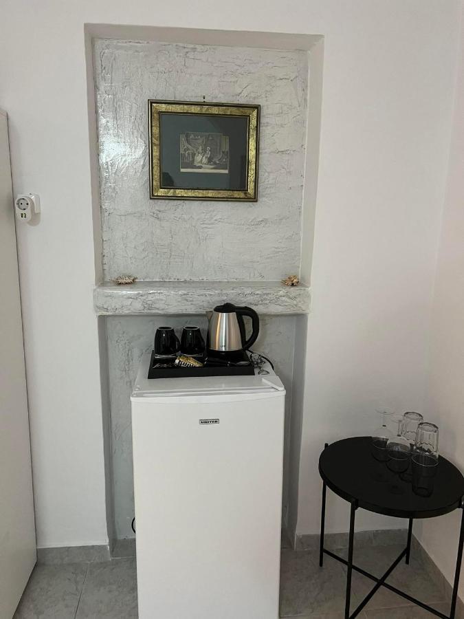 Zolfo Antico Beach Apartment Perissa Esterno foto