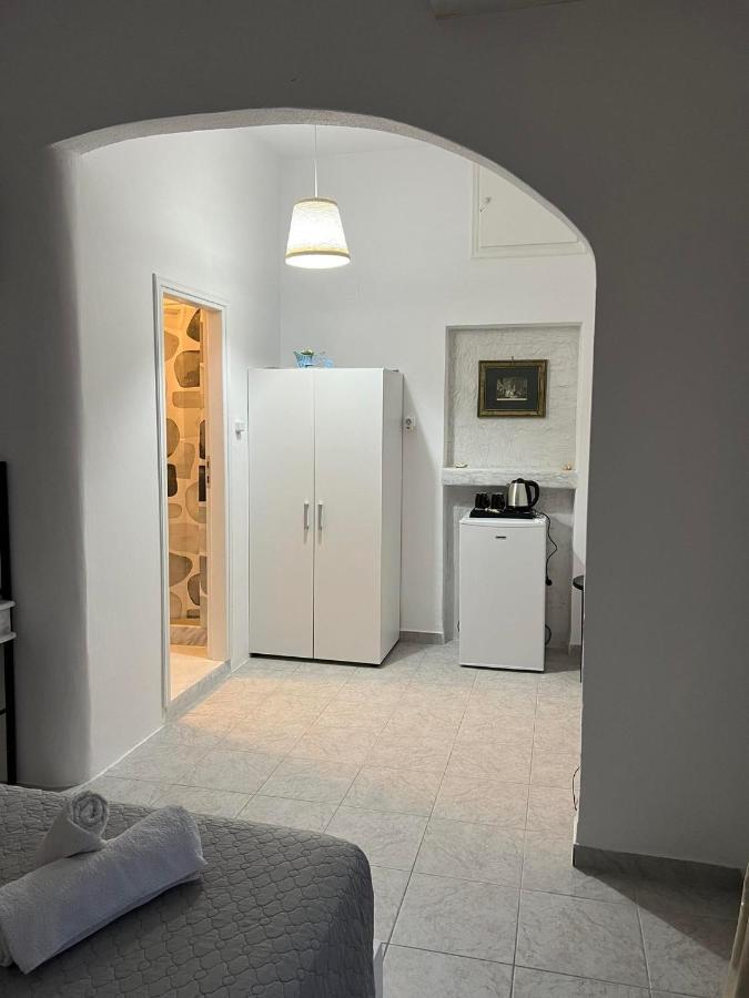 Zolfo Antico Beach Apartment Perissa Esterno foto