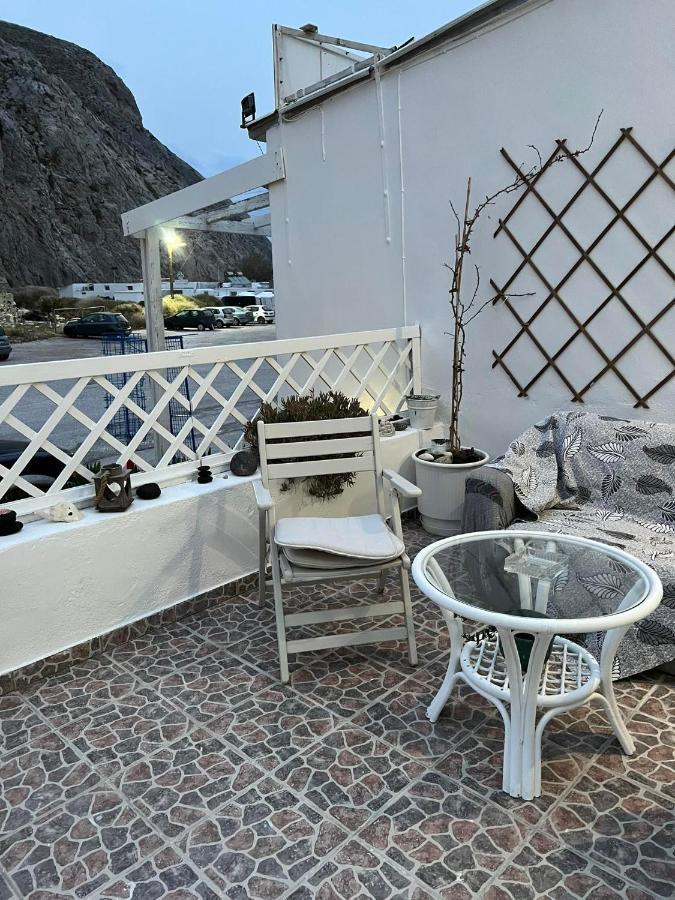 Zolfo Antico Beach Apartment Perissa Esterno foto