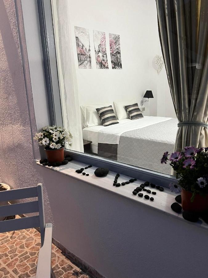 Zolfo Antico Beach Apartment Perissa Esterno foto