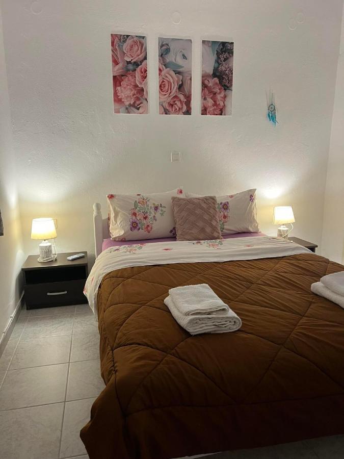 Zolfo Antico Beach Apartment Perissa Esterno foto