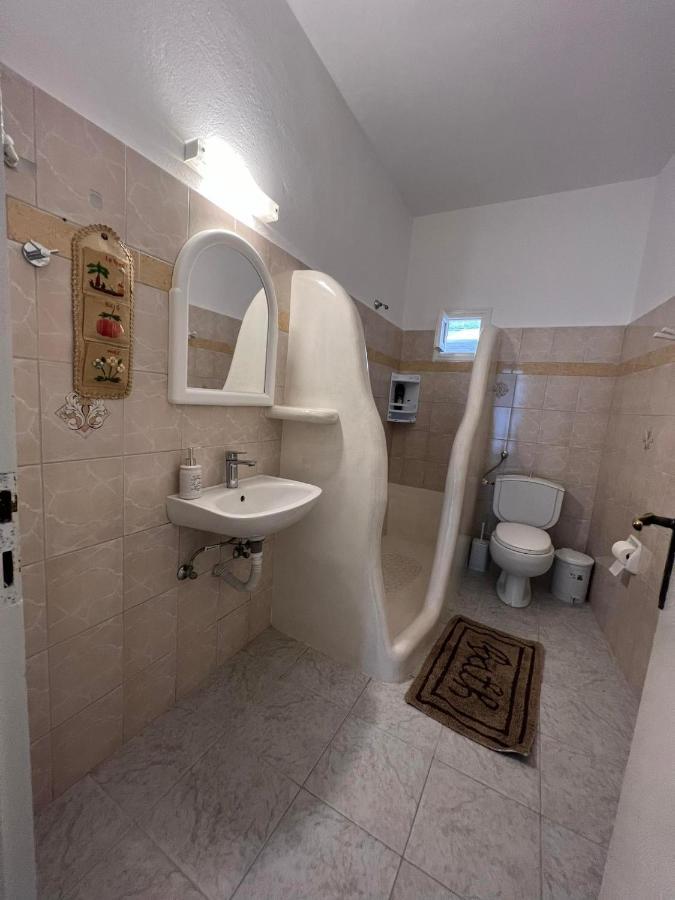 Zolfo Antico Beach Apartment Perissa Esterno foto