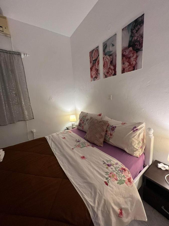 Zolfo Antico Beach Apartment Perissa Esterno foto